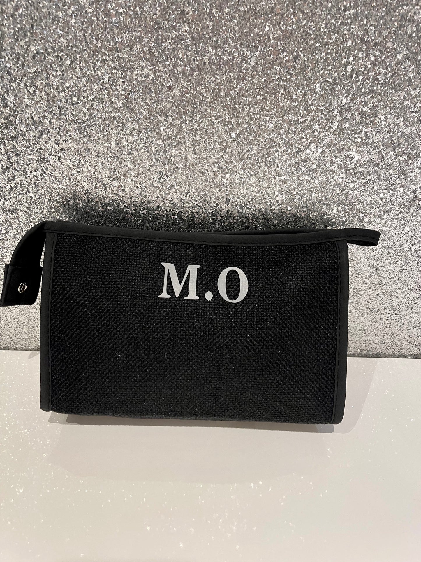 Medium clutch/make up bag in black