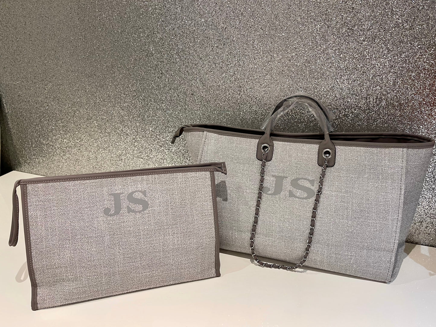 large clutch/laptop bag in grey