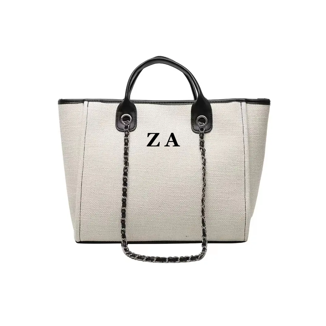 Medium signature tote bag in off white