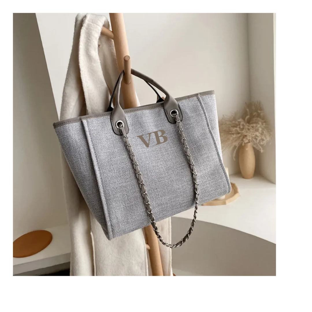Medium signature tote bag in grey